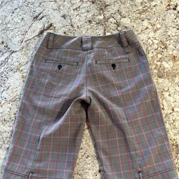 Adidas Gray Checkered Golf Shorts with Pink Lines - Picture 6 of 7